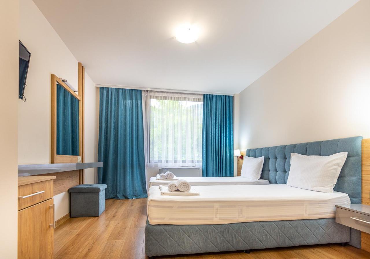 Eco Hotel Momata Kolarovo Exteriör bild