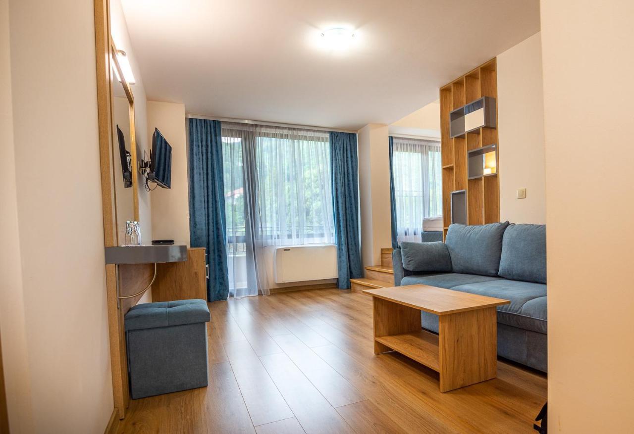Eco Hotel Momata Kolarovo Exteriör bild